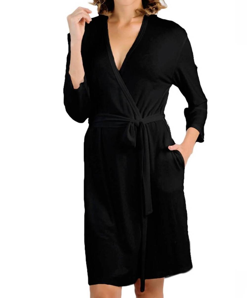 NEW TWELVE EIGHTY EIGHT three quarter sleeve robe in black